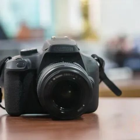 Canon EOS 3000D 
